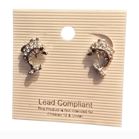Rhinestone Stud Earrings Pick- Dolphin Star Crab Bow Paw Dragonfly Giraffe NWT - Picture 4 of 9